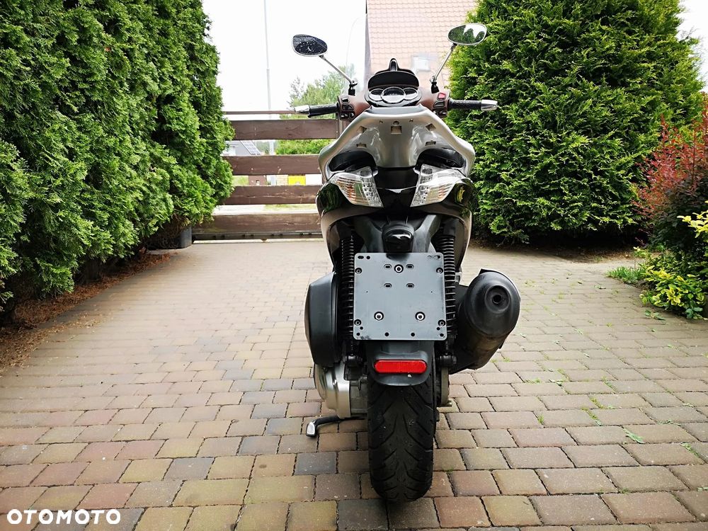 Piaggio Beverly - 7