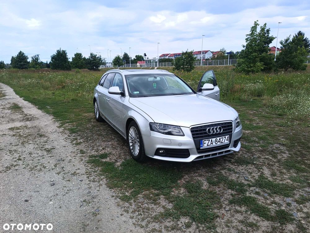 Audi A4 Avant - 1