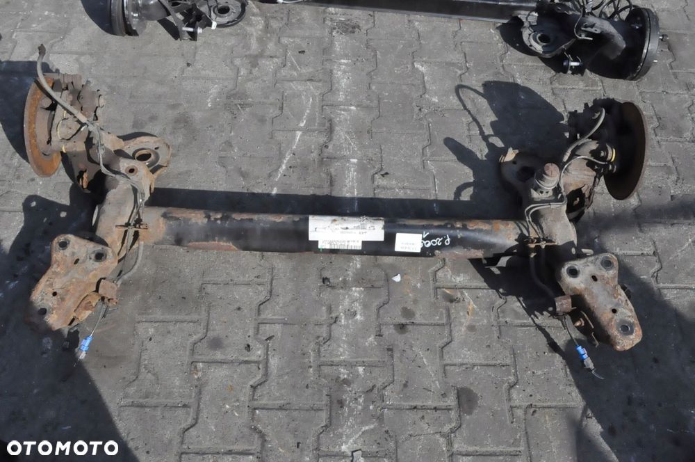 PEUGEOT 2008 I ZAWIESZENIE BELKA TYŁ - 1