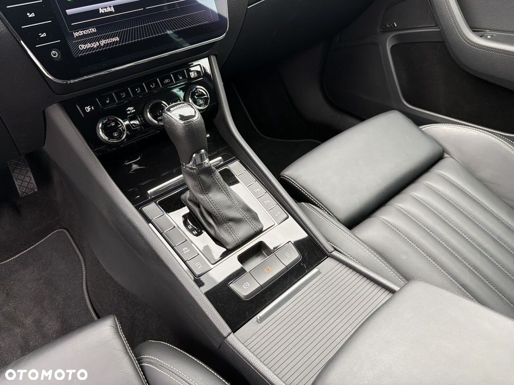 Skoda Superb 2.0 TDI SCR L&K DSG - 30