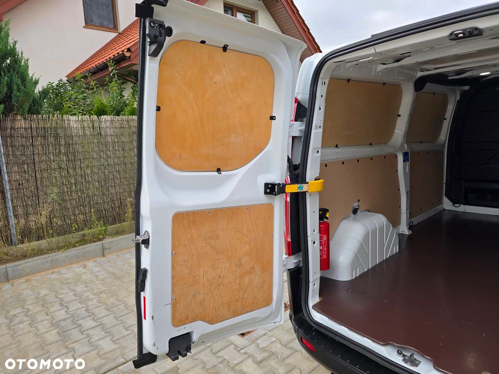 Ford Transit Custom Trail - 32