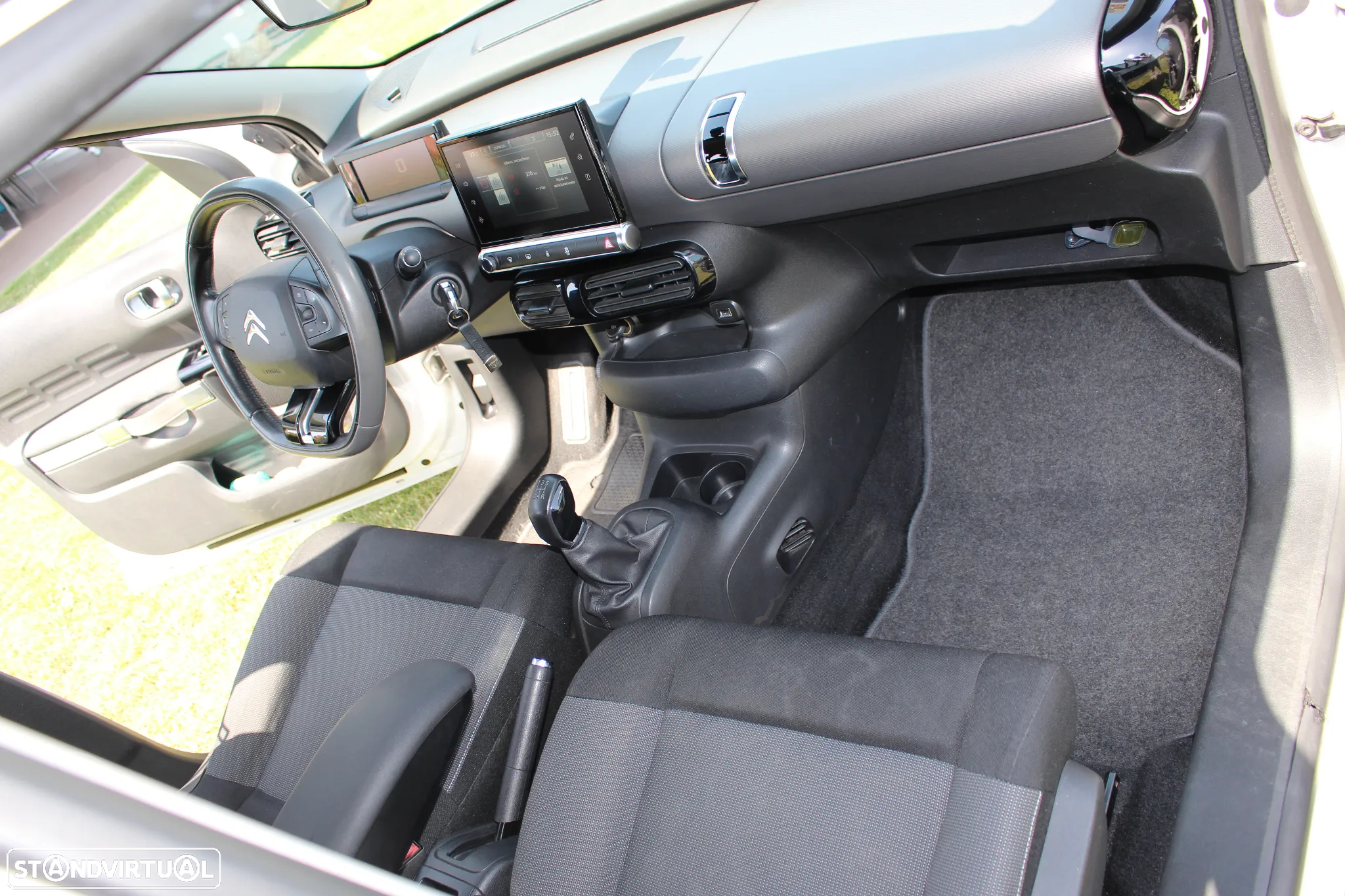 Citroën C4 Cactus 1.2 PureTech Shine - 12