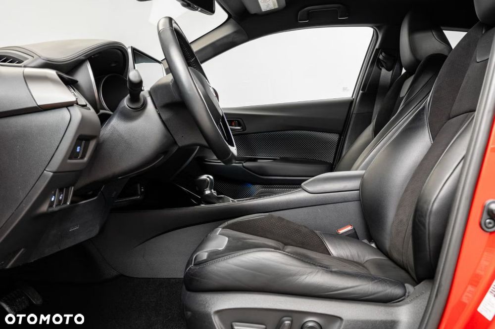 Toyota C-HR Lounge - 15