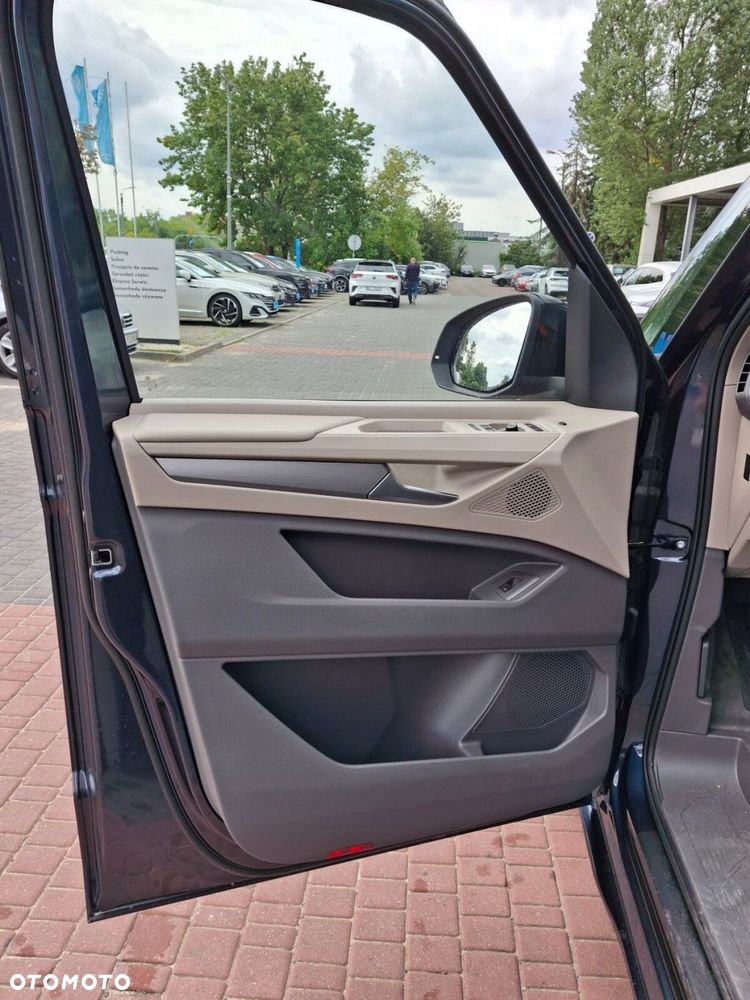 Volkswagen Multivan 2.0 TSI L2 Style DSG - 11