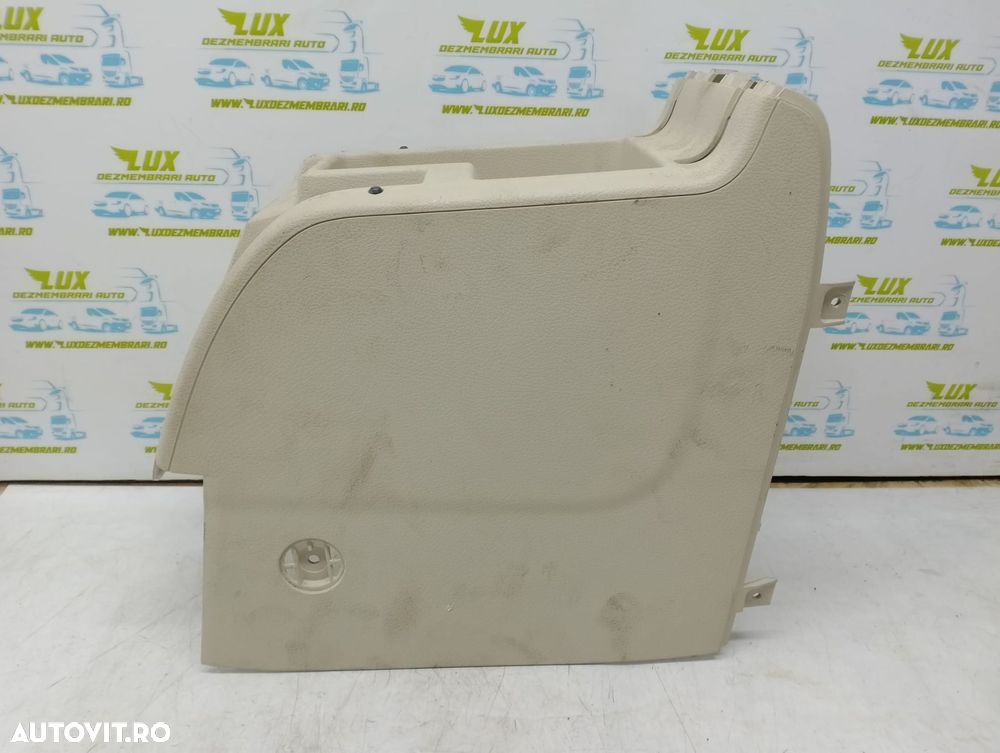 Ornament Consola centrala 5m0863323r Volkswagen VW Golf 5 [2003 - 200 - 2
