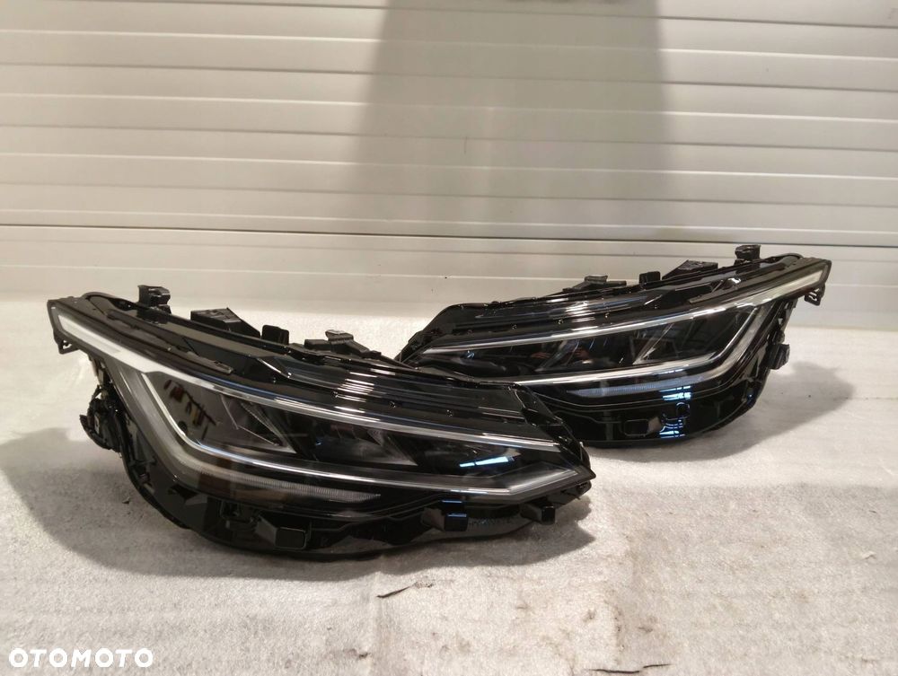 volkswagen golf viii lift full led komplet lamp 5h1941005a / 5h1941006a - 1