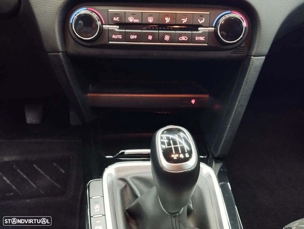 Kia Ceed SW 1.0 T-GDI Sport - 34