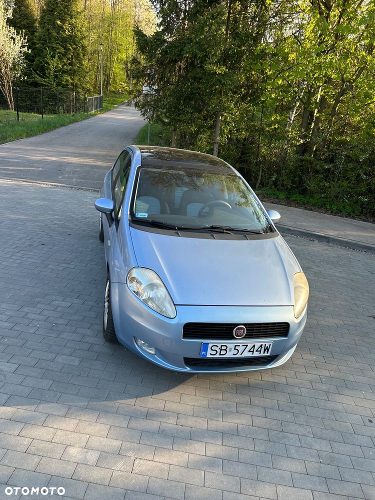 Fiat Grande Punto Actual 1.4 8V Estiva Blue&Me - 3