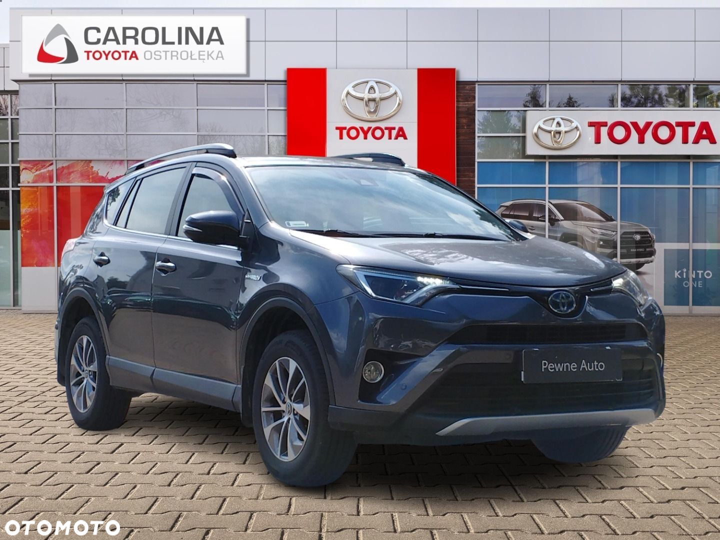 Toyota RAV4 - 8
