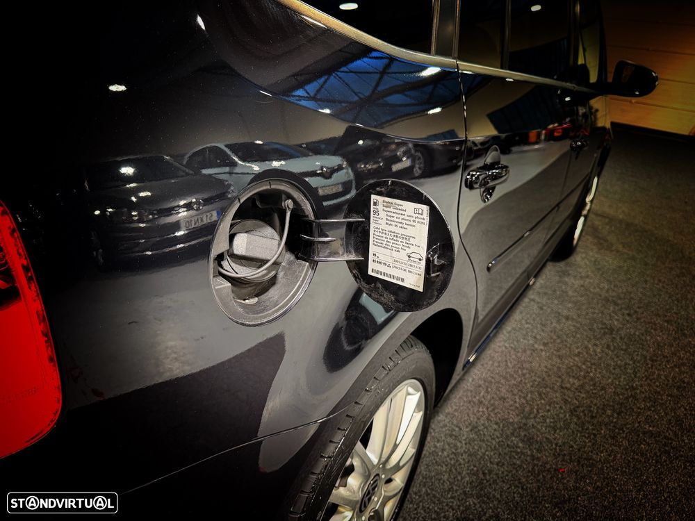 VW Touran 1.2 TSi Confortline 5L - 37