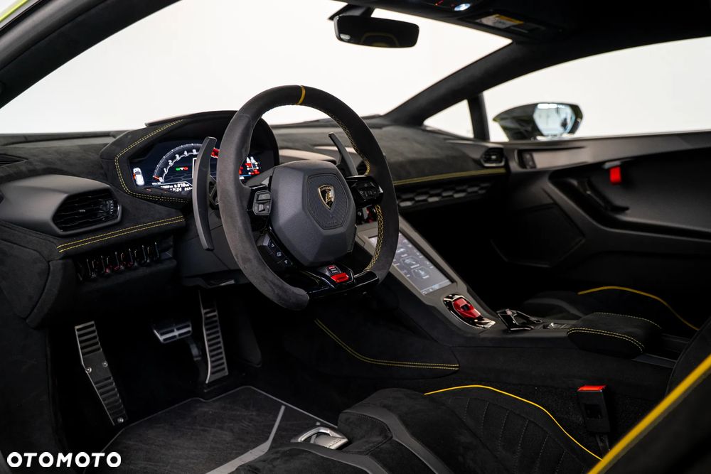 Lamborghini Huracan - 11