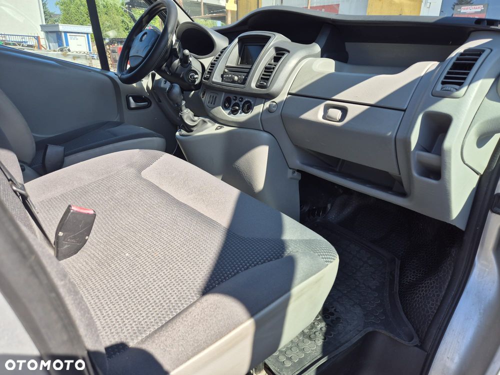 Opel Vivaro L2H1 2.9t Edition - 9