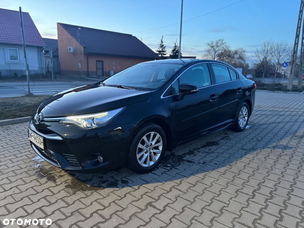 Toyota Avensis - 2