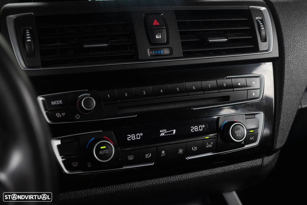 BMW 114 d Pack M - 17