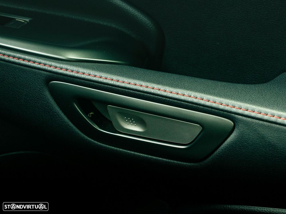 Lexus LBX - 37