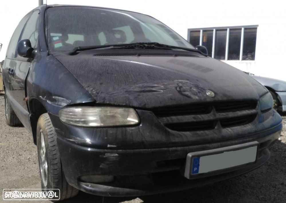Chrysler Voyager 2.5 td de 2000 para peças - 1