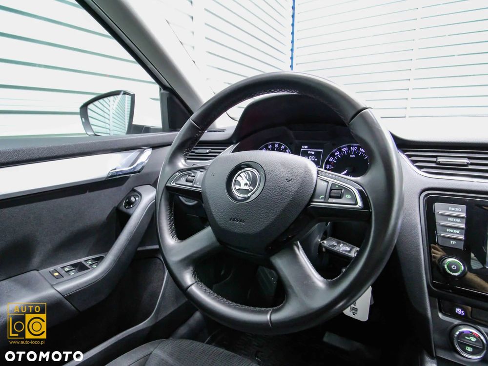 Skoda Octavia 1.6 TDI 4x4 Elegance - 25