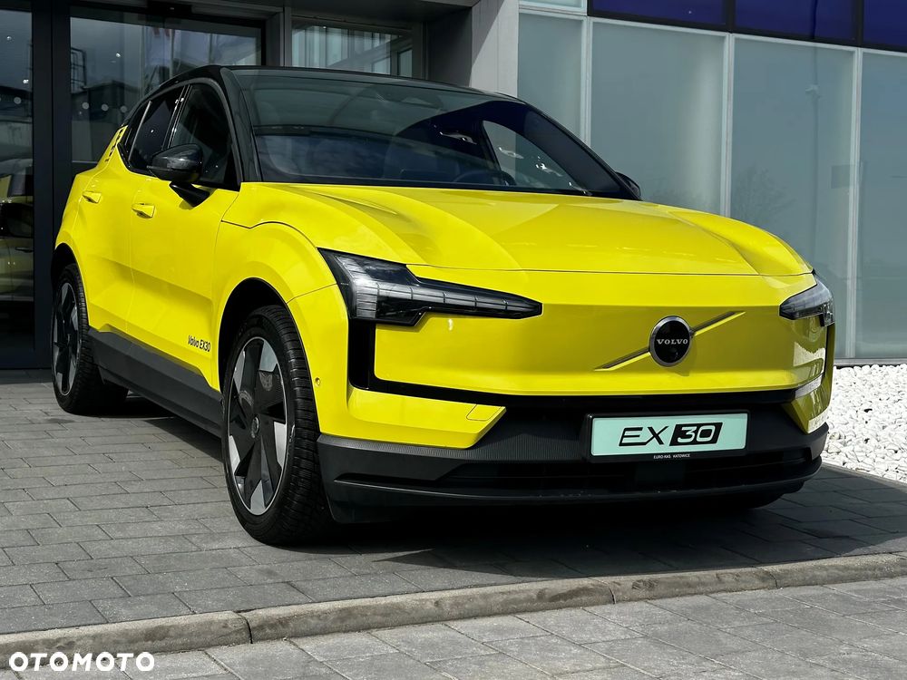 Volvo EX30 69kWh Single Motor Long Range Ultra - 2