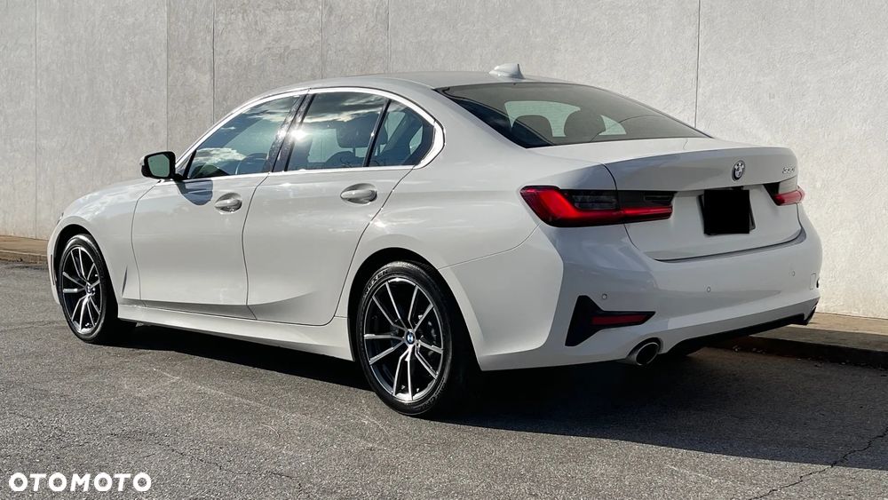 BMW Seria 3 330i Luxury Line - 3