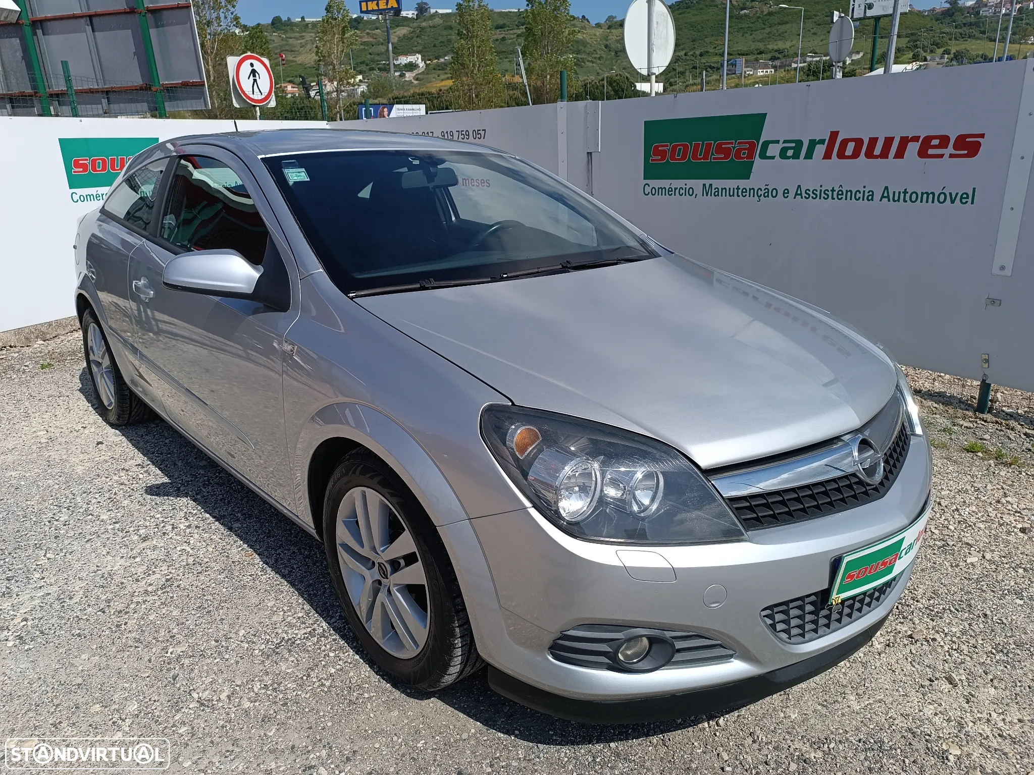 Opel Astra GTC 1.4 - 5