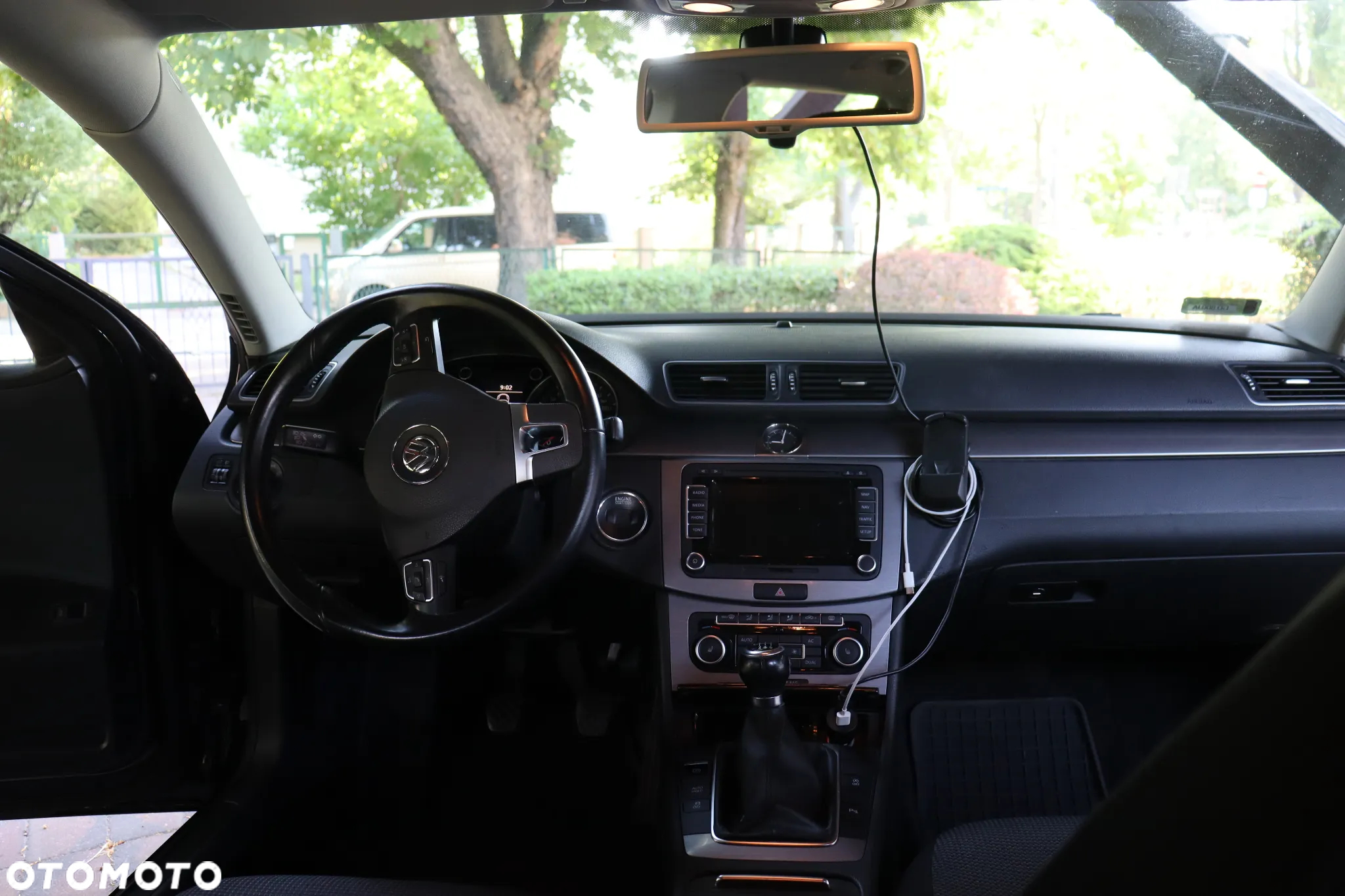 Volkswagen Passat 2.0 TDI Comfortline - 16
