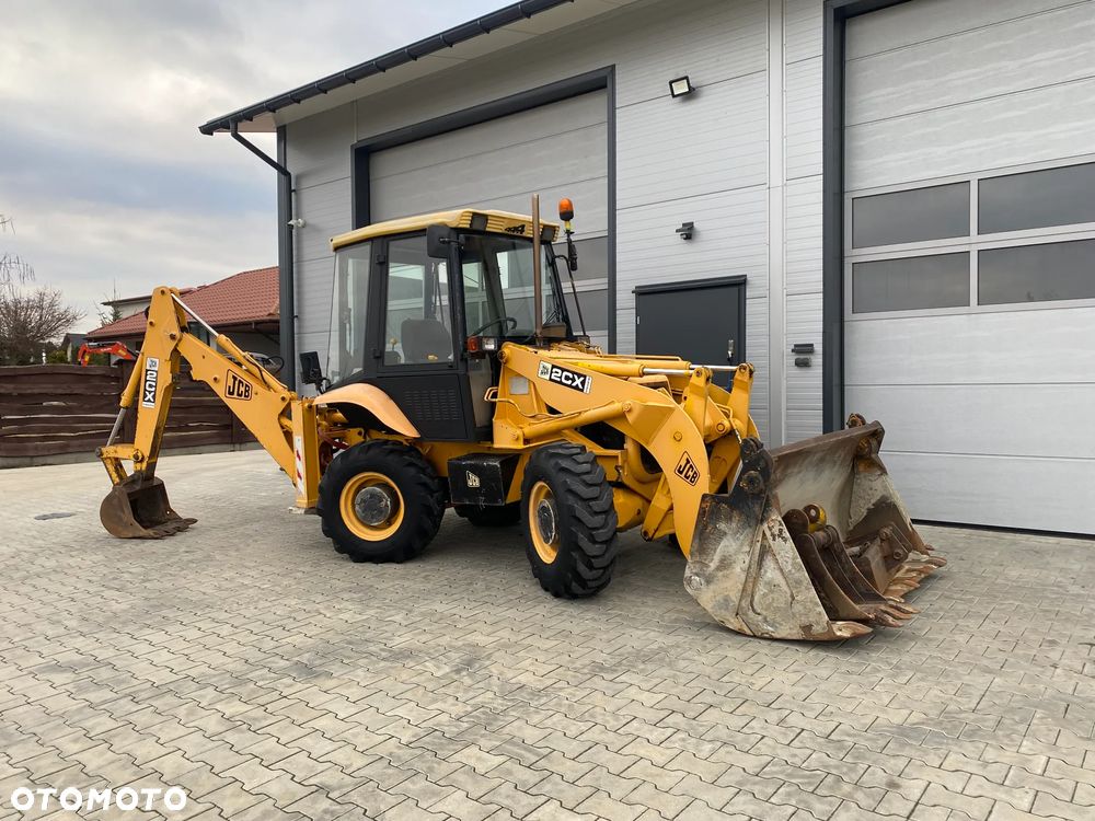 JCB 2cx Koparko-ładowarka - 3