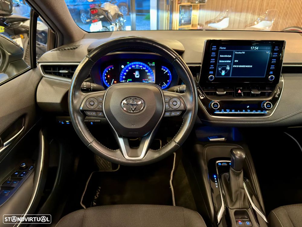 Toyota Corolla SW - 21