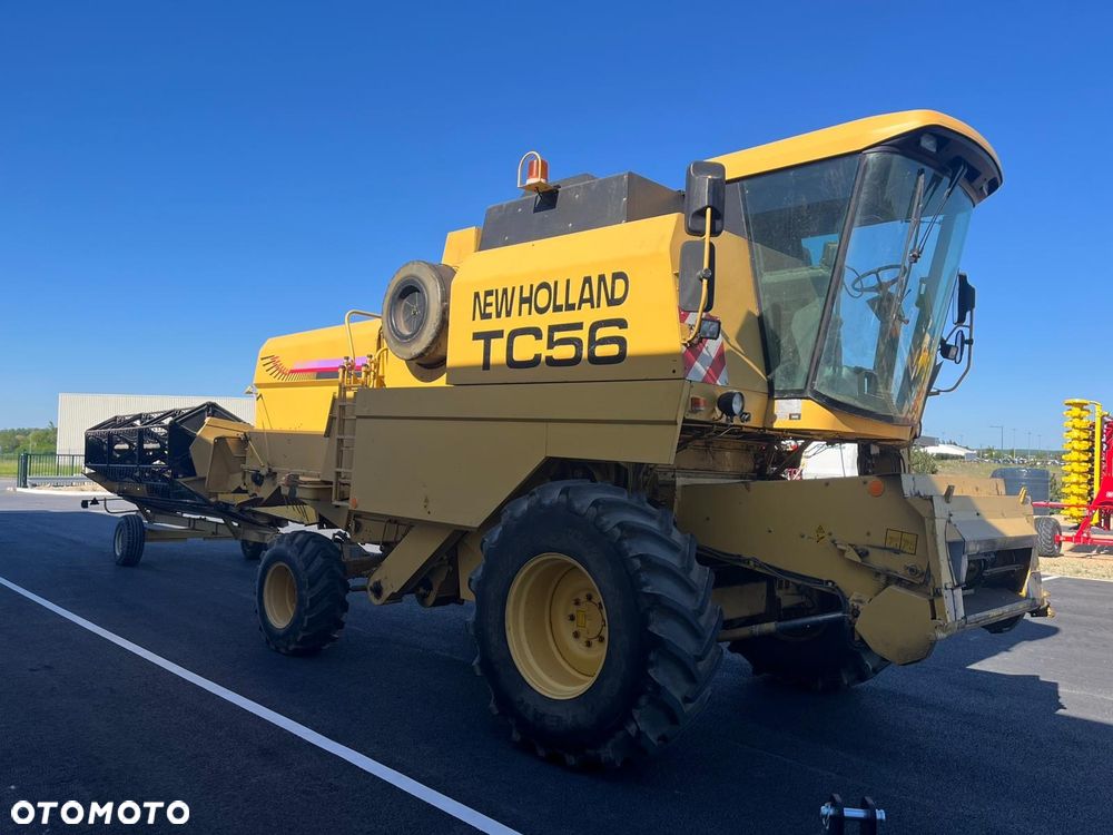 New Holland TC 56 - 1
