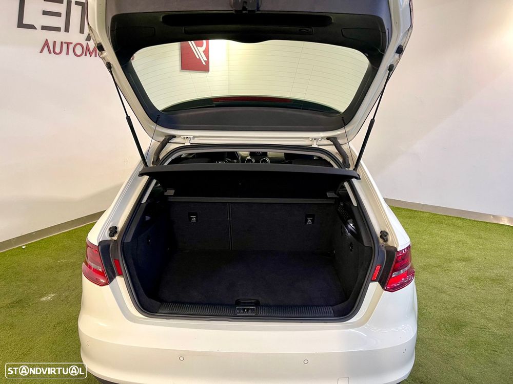 Audi A3 Sportback 1.6 TDI Advance - 22