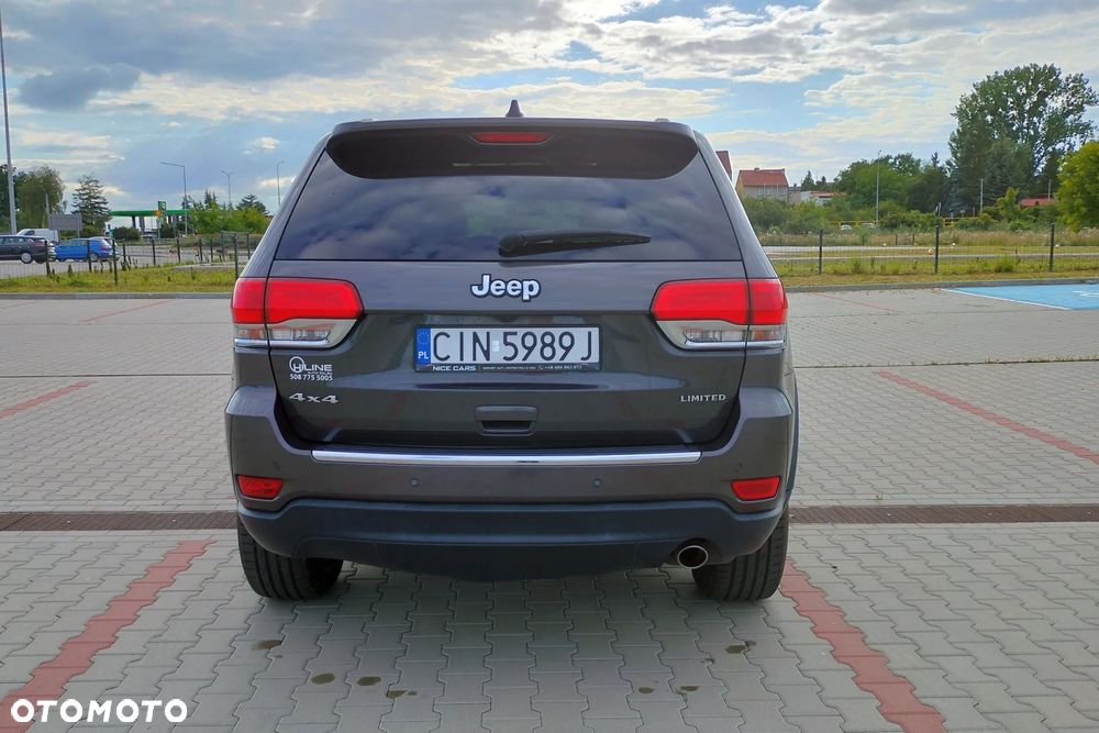 Jeep Grand Cherokee - 11