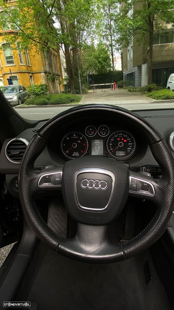 Audi A3 Cabrio 2.0 TDi Sport S tronic - 38