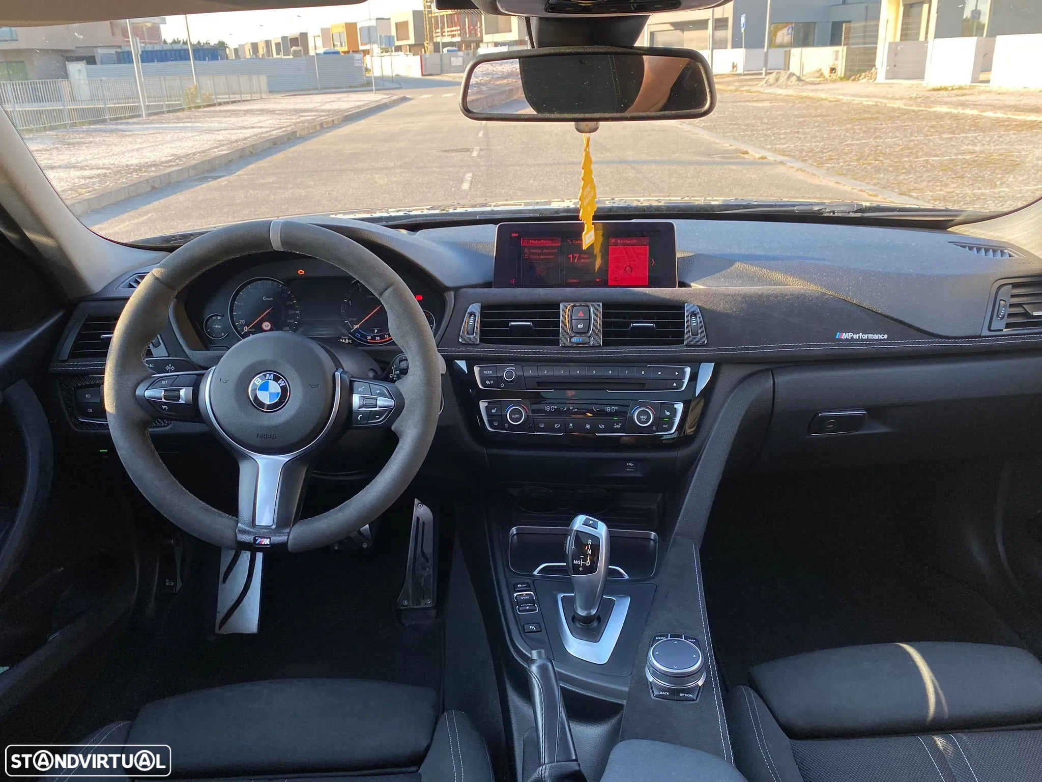 BMW 320 d Touring Pack M Auto - 11
