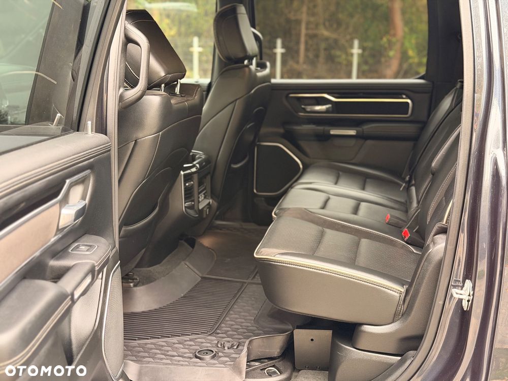 RAM 1500 5.7 Crew Cab Shortbed Laramie Sport - 18