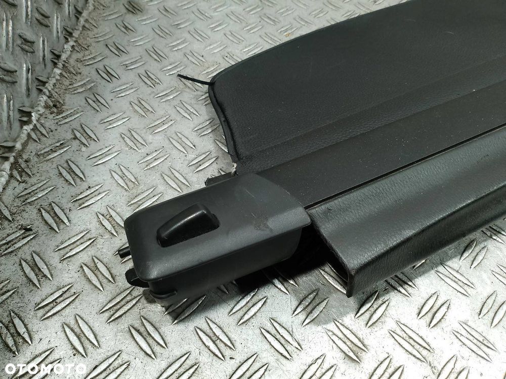 ROLETA BAGAŻNIKA  VW PASSAT B6 KOMBI - 6