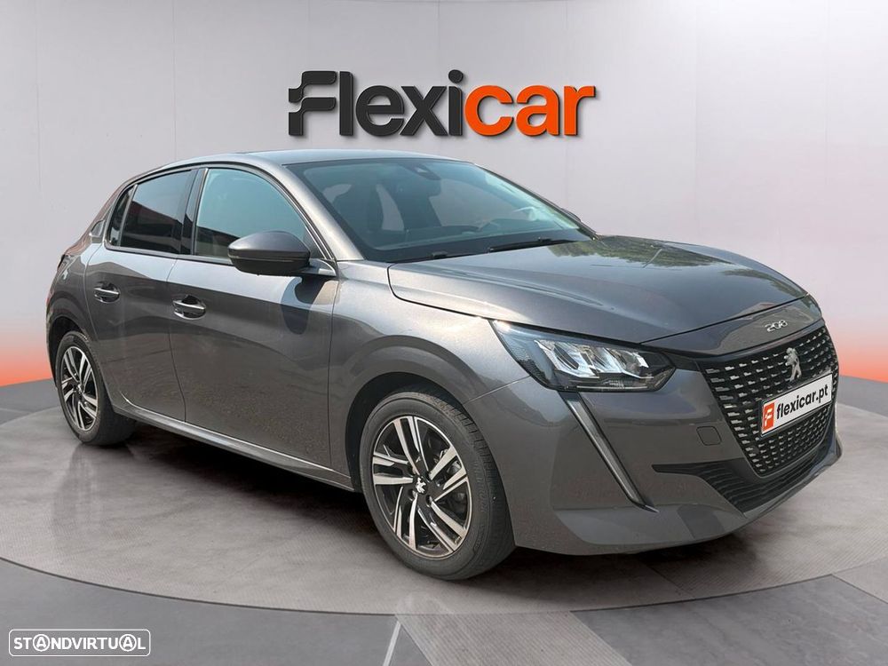 Peugeot 208 - 1