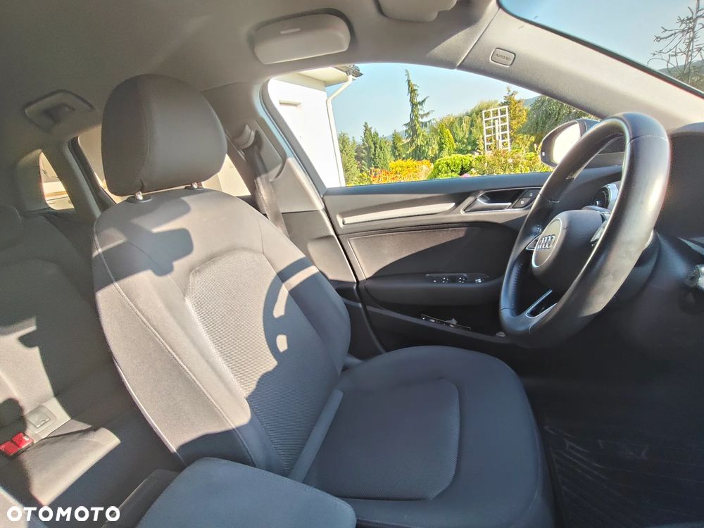 Audi A3 Sportback - 11