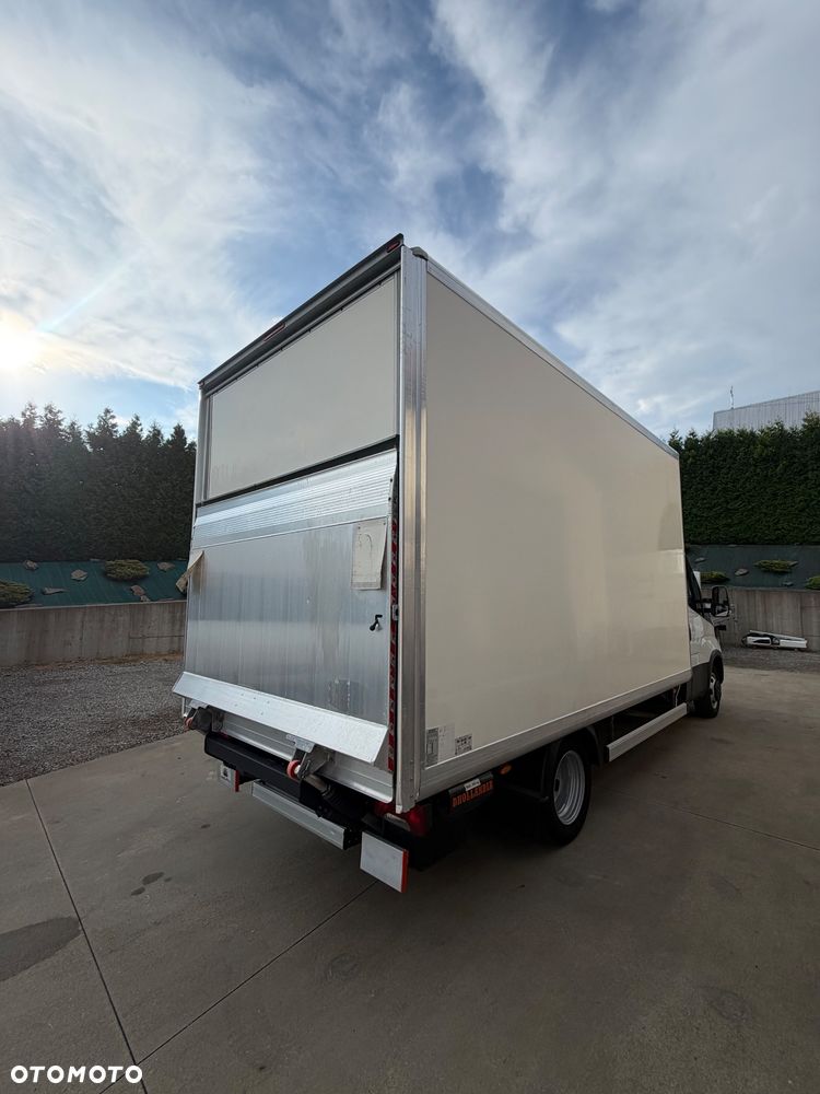 Iveco Daily 35C14 Kontener 8 Palet z windą na bliźniaku Niski Przebieg - 3