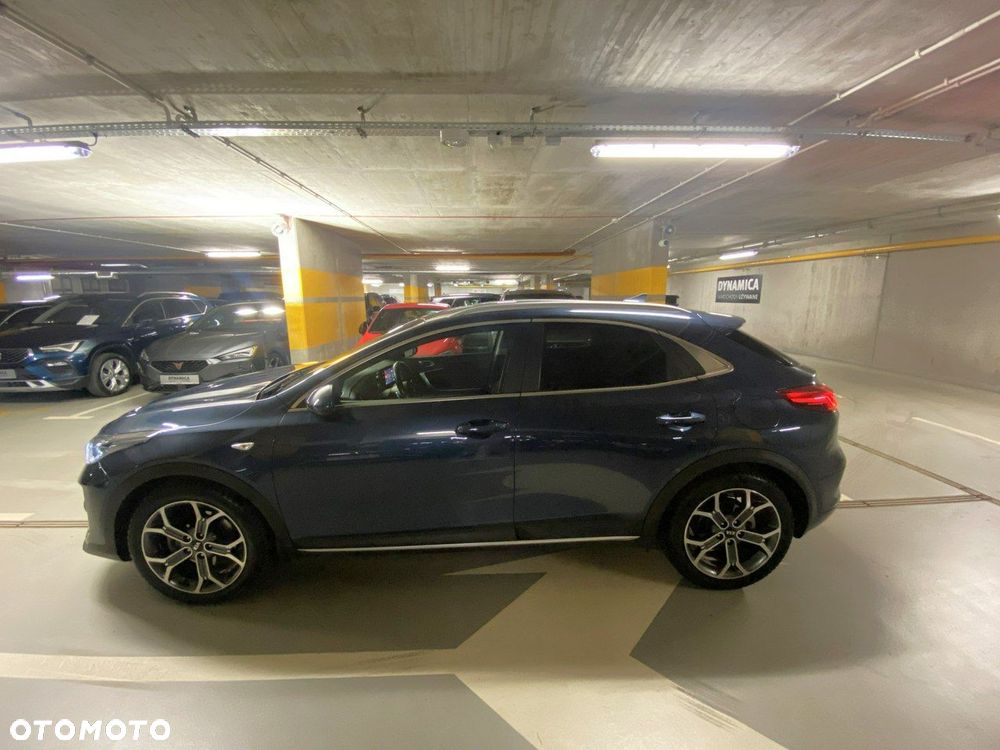Kia XCeed - 4