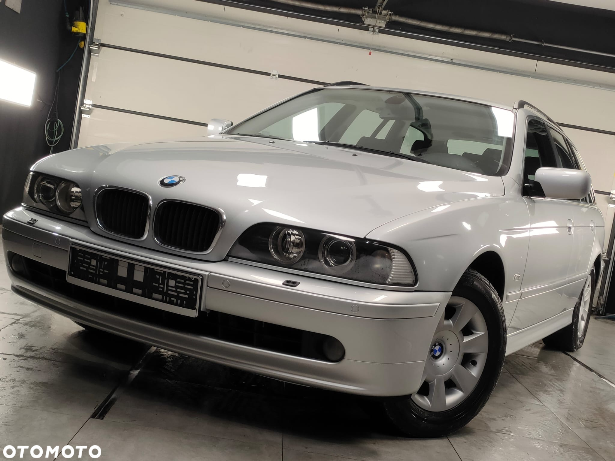BMW Seria 5 525i - 7