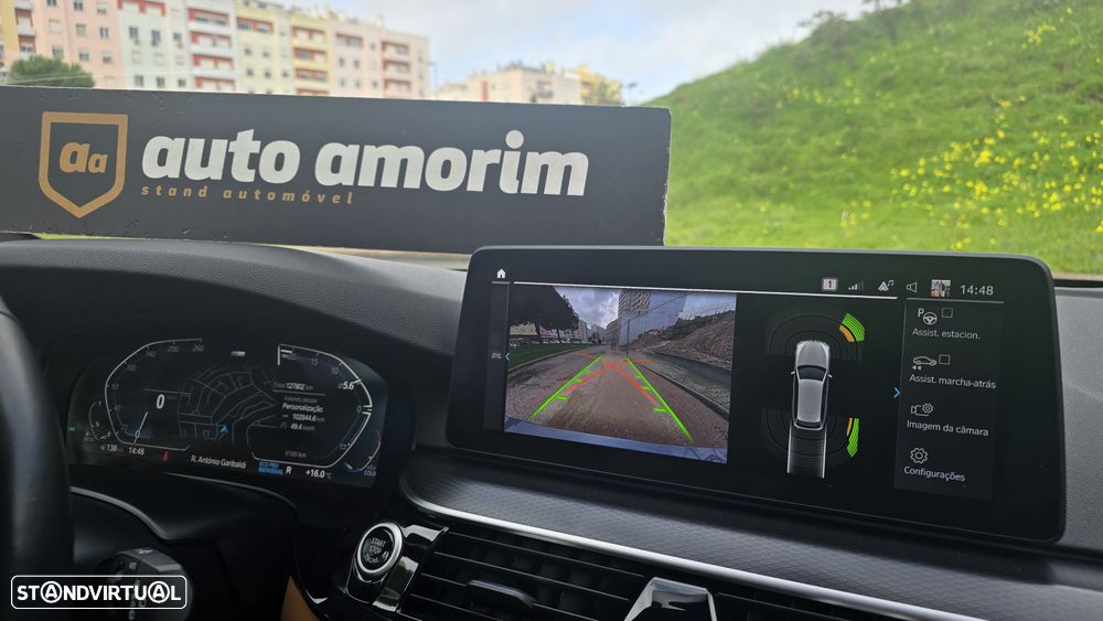 BMW 520 d Pack Desportivo M Auto - 38