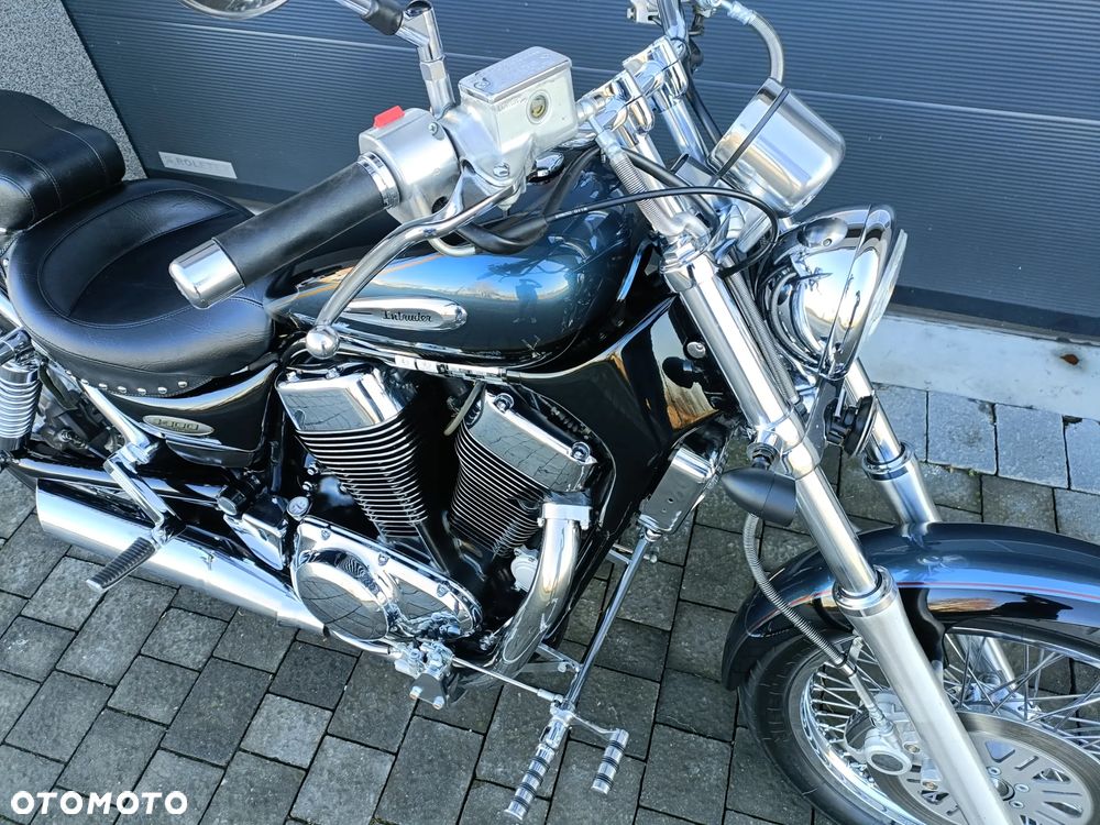 Suzuki Intruder - 27