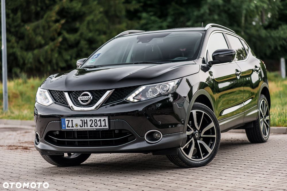 Nissan Qashqai 1.6 DIG-T Tekna - 1