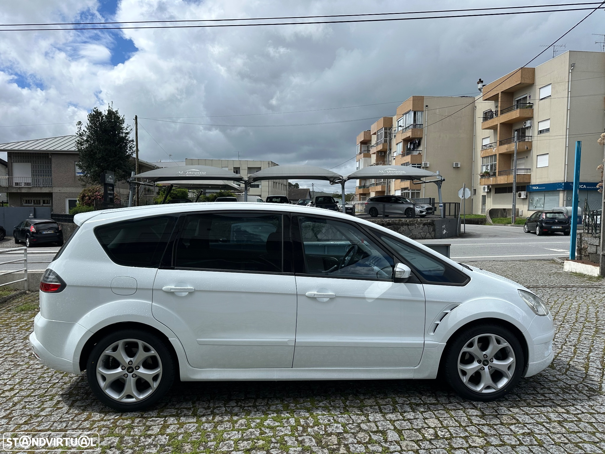 Ford S-Max 2.0 TDCi Titanium 7L - 9