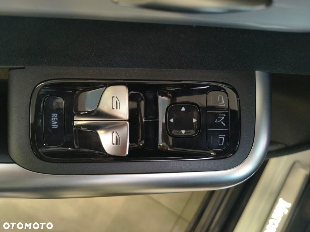 Mercedes-Benz CLA - 18
