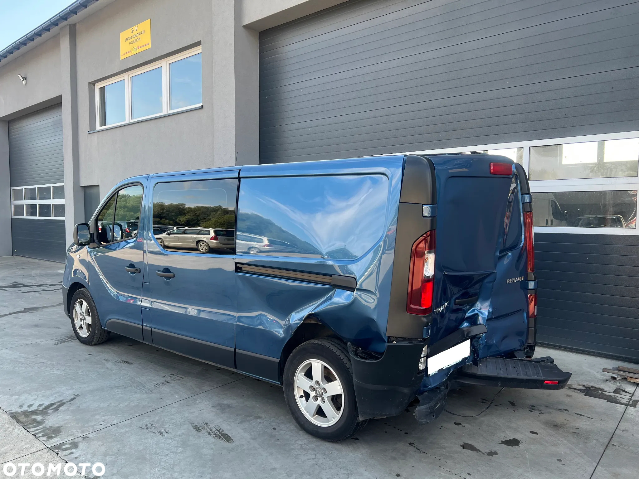 Renault TRAFIC - 5