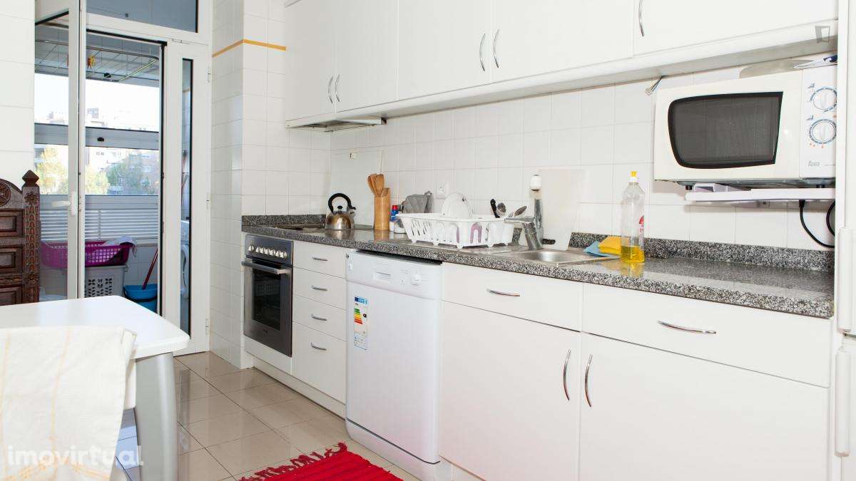 Quarto - localizado em Foz do Douro Porto - Grande imagem: 3/29