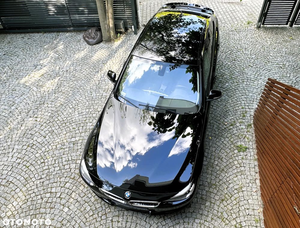 BMW Seria 3 318d - 12