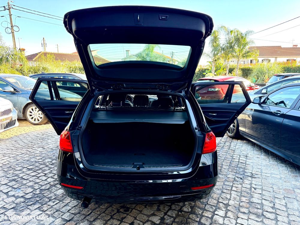 BMW 318 d Touring Line Sport - 27