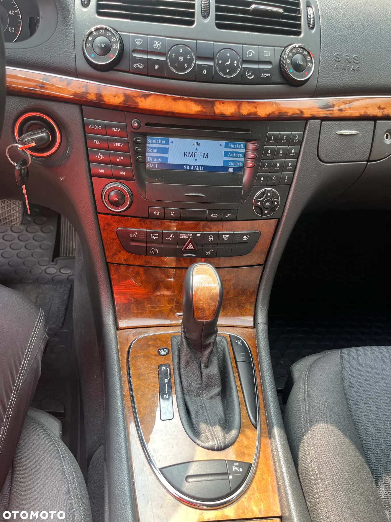 Mercedes-Benz Klasa E 220 T CDI Automatik Elegance - 14
