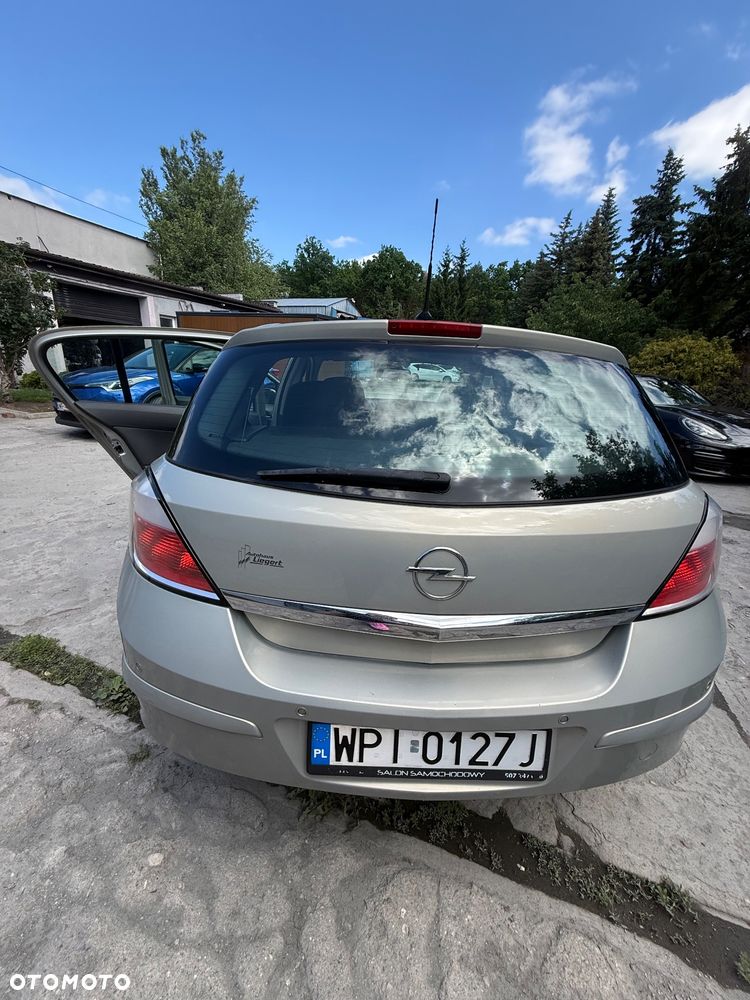 Opel Astra 1.8 Cosmo - 17